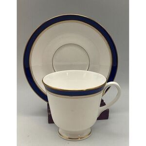 Royal Worcester Howard Cobalt Blue Teacup Cup & Saucer Set (s)‎